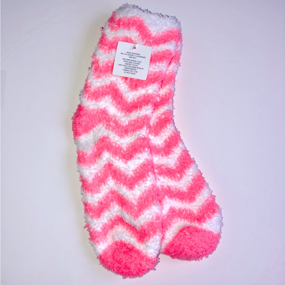3/$15 NEW Fuzzy Soft Crew Socks Wave Pattern 1 PAIR Women’s